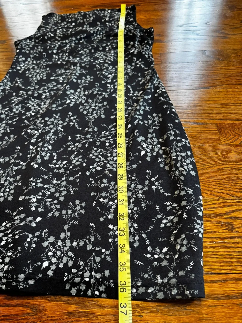 Jonathan Martin Black White Floral Shift Dress M Sleeveless Boat Neck